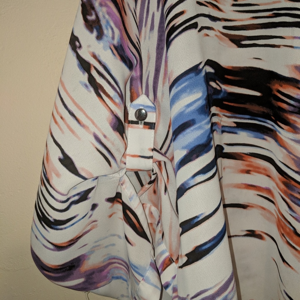 Blouse ๐ - Picture 3 of 5